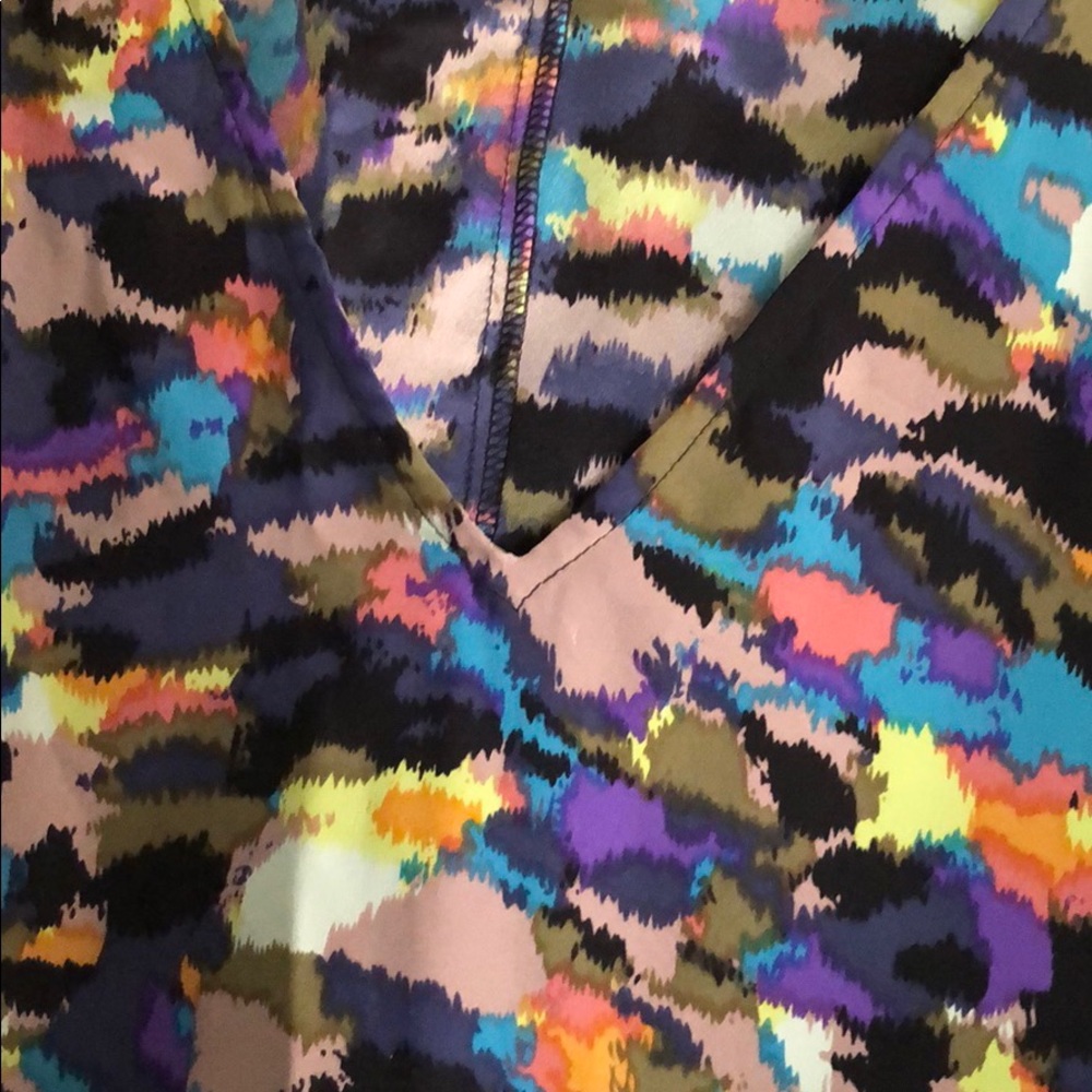 Anthropologie/ Corey Lynn Calter Size 2 blouse. - Picture 3 of 4